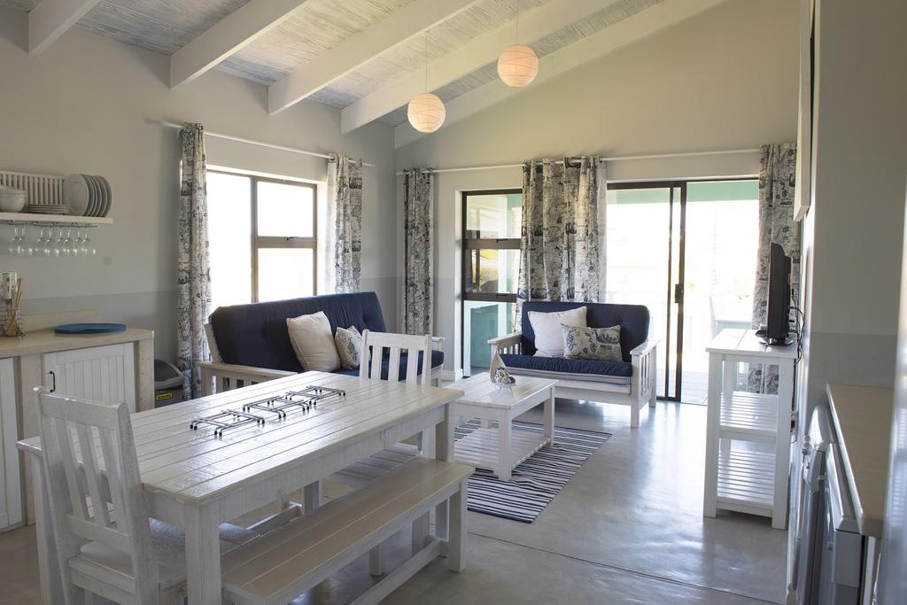 Osler Place Self-Catering Stilbaai Ruang foto